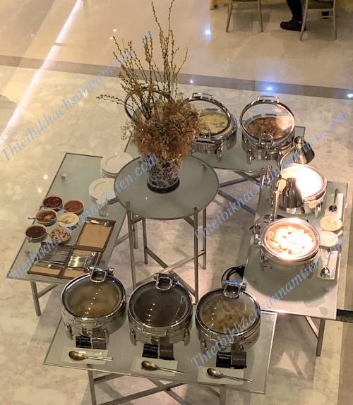 dung-cu-buffet-nha-hang-gom-nhung-gi-danh-sach-day-du-hien-dai-gia-re-h2