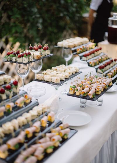 Gợi ý cách set up tiệc buffet ngoài trời sang trọng chuyên nghiệp
